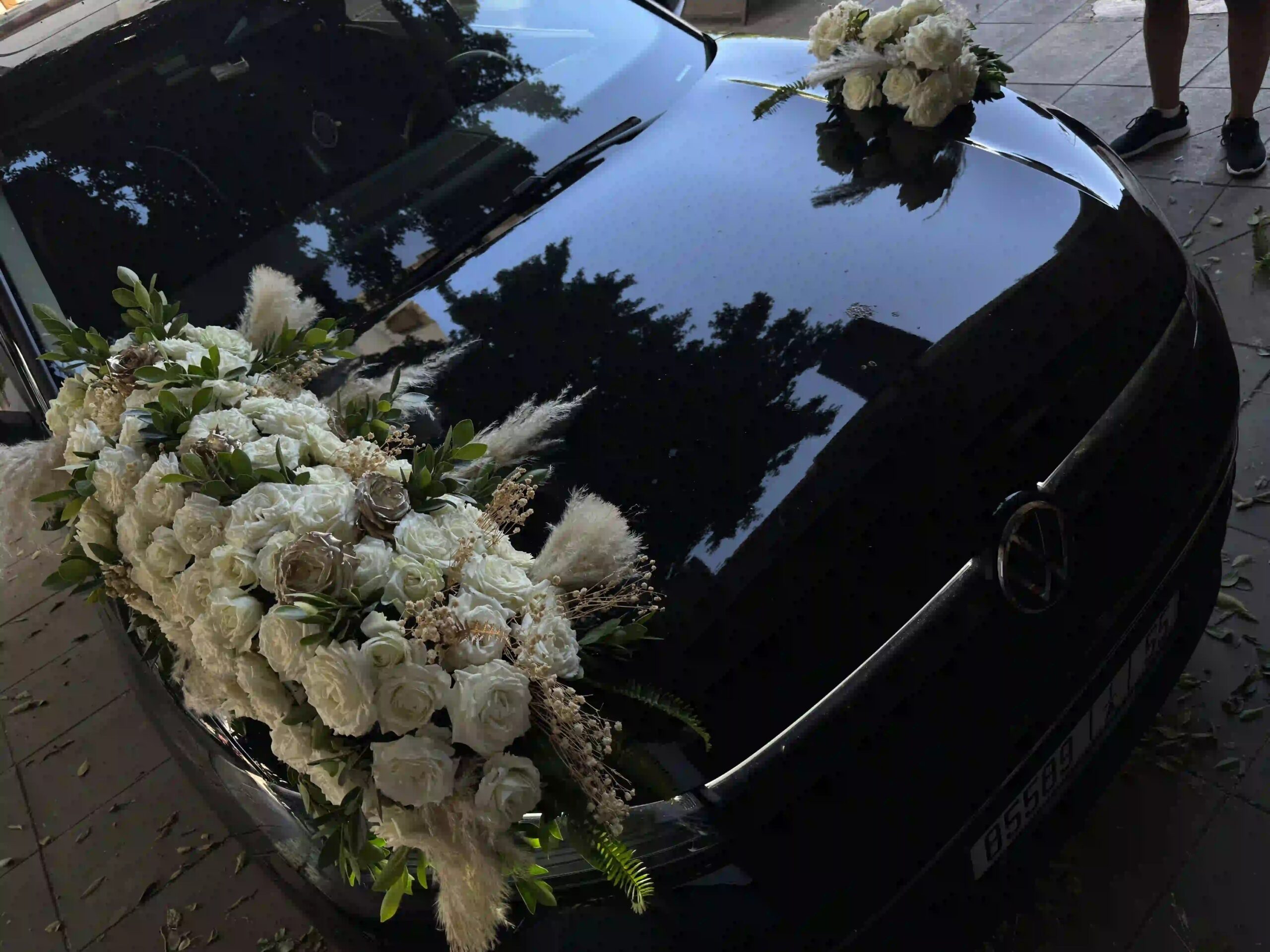 Décoration Voiture de Mariage - Prestige Blanc & Pampa