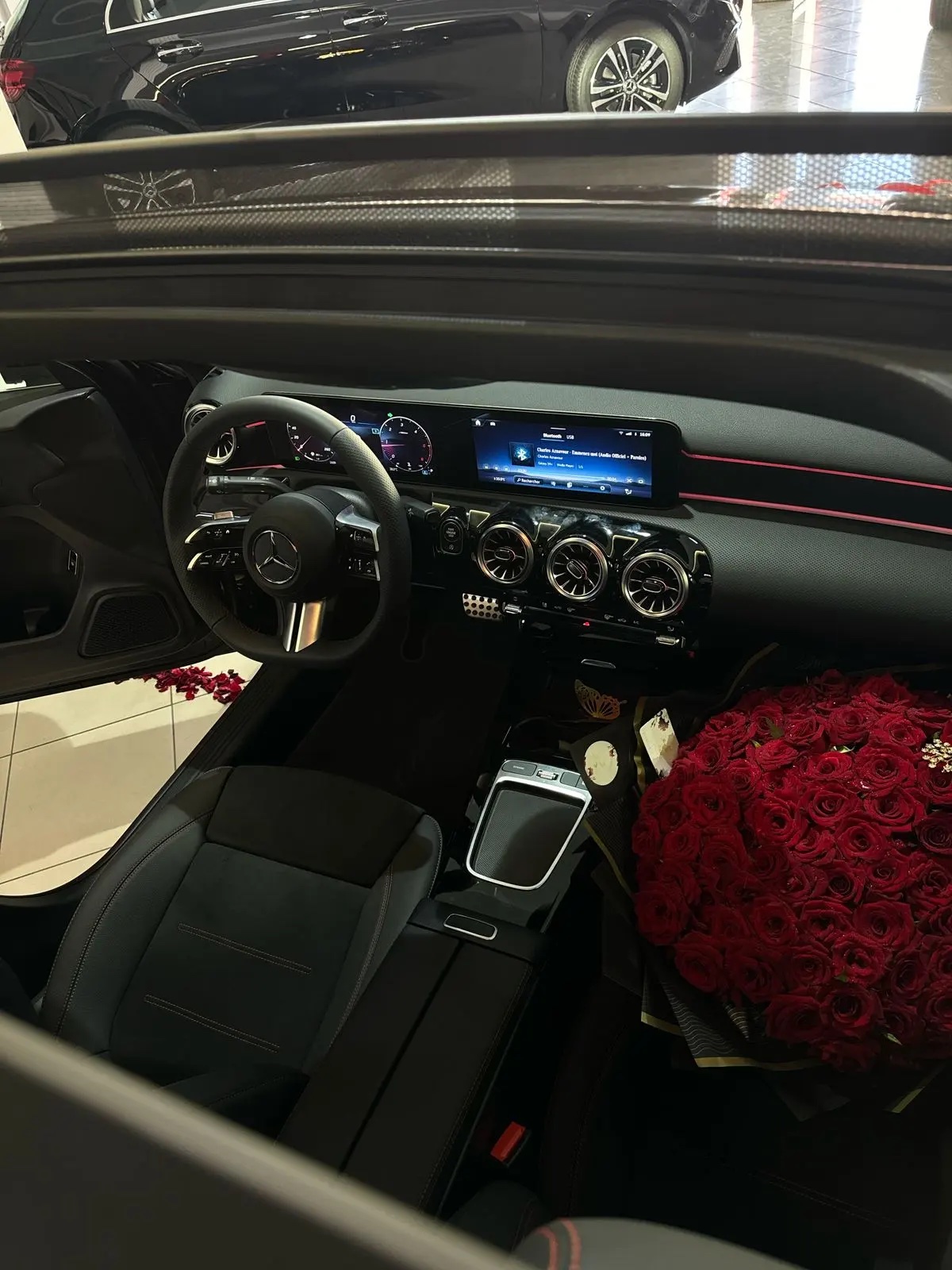 Bouquet de Roses Rouges – Cadeau Prestige Maroc